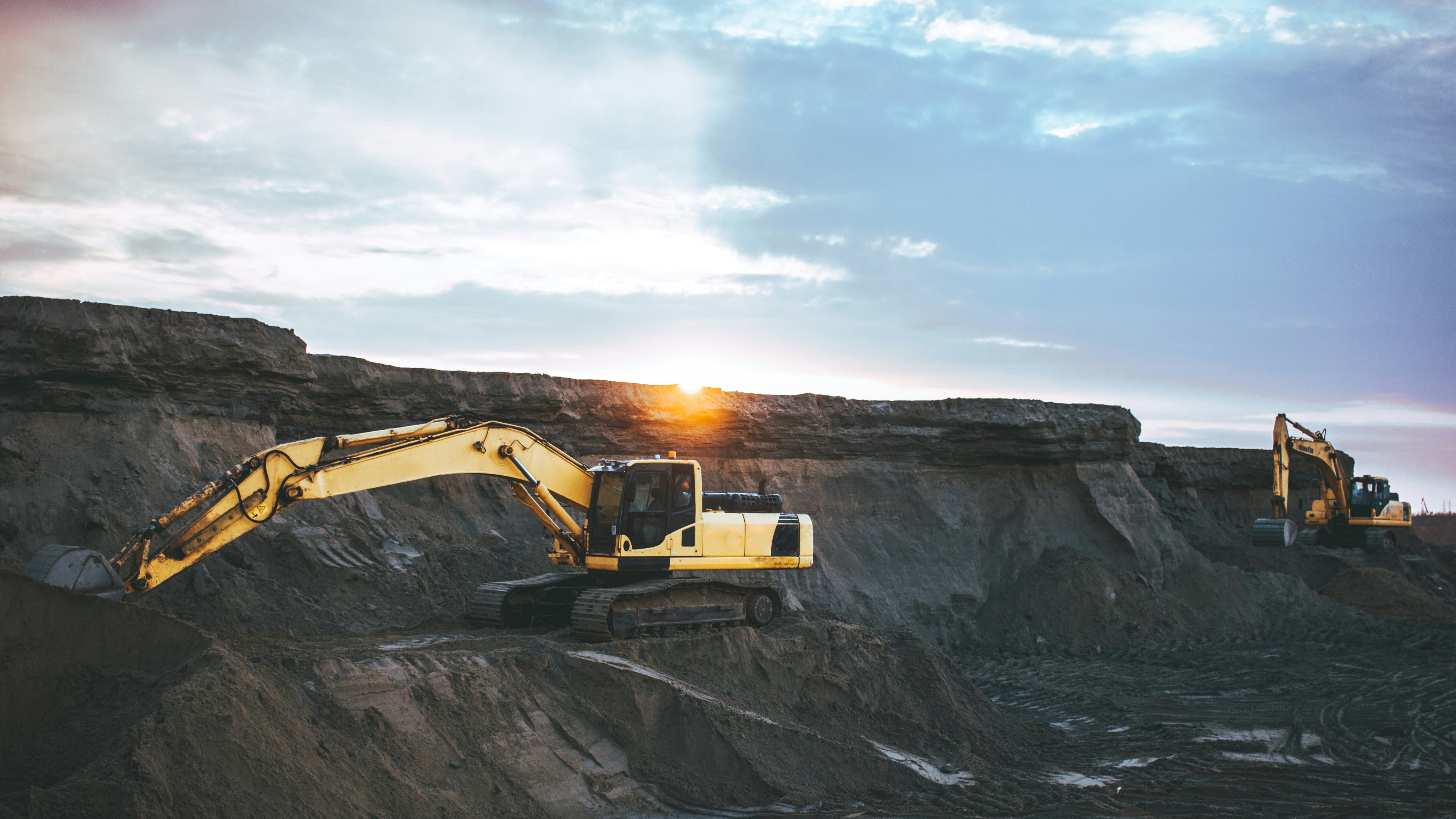 FIFO jobs in mining